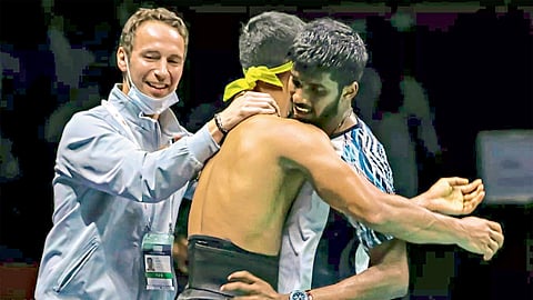 Badminton Thomas Karandak