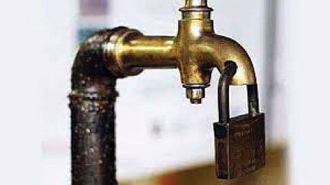 Citizens protest against illegal plumbing Amrut Yojana water scheme akola