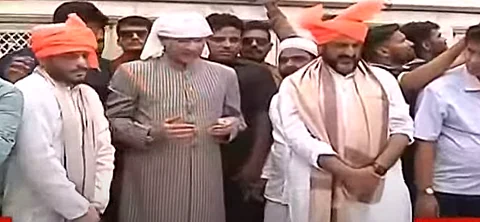 असुदुद्दीन ओवैसी