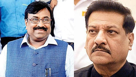 Prithviraj Chavan vs Sudhir Mungantiwar