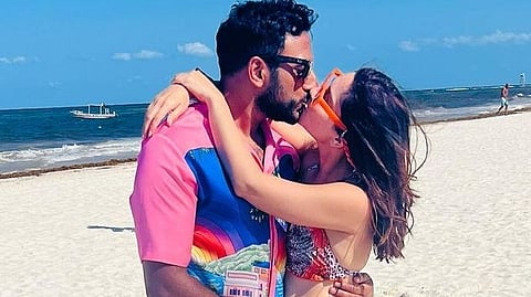 sonalee kulkarni honeymoon photo