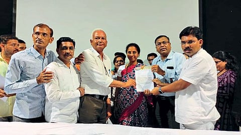 Supriya Sule demand early completion of Tapi project Padalsare dam under PM Krishi Sinchan Yojana