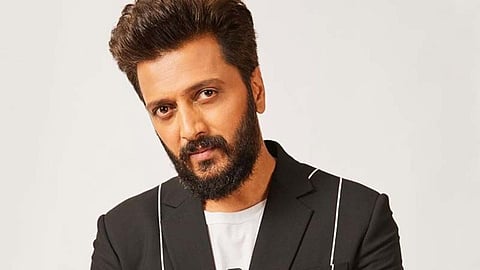 Actor Riteish Deshmukh angry on police officer how one can that much dengerous..on lalitpur rape case
