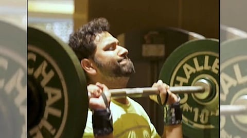 Video : रोहित शर्मा जिममध्ये गाळतोय घाम, मुंबई इंडियन्स म्हणते...