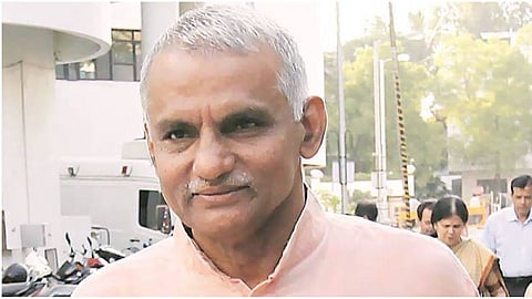 dr prakash amte