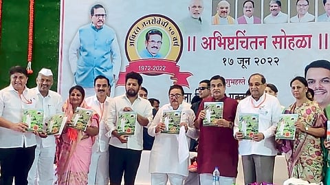 Alternatives to petrol Will allow ethanol pumps Nitin Gadkari akole ahmednagar