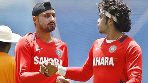 श्रीसंतला कानाखाली वाजवणे ही माझी चूकच, भज्जीने दिली कबुली