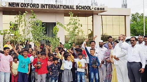 Childrens vriksha dindi