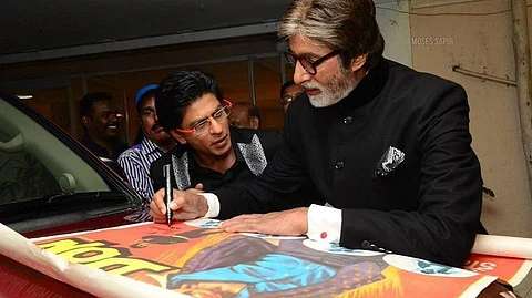 amitabh bachchan shared photo with shah rukh khan, is it hint of don 3