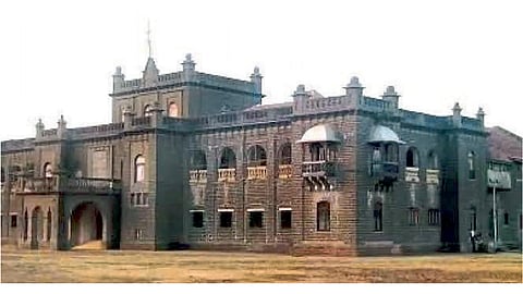 बकासुराच्या मंदिराचं गाव !