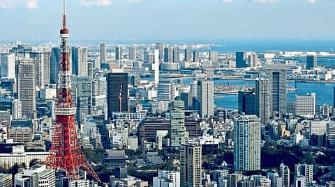 accept visas from 98 countries for tourism Japan open doors to tourists  Tokyo follow Corona rules