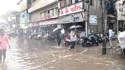 heavy rain in nashik