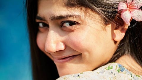 Do you know why sai is simple and no make-up girl