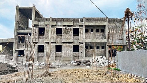 Akola veterinary hospital bad Construction