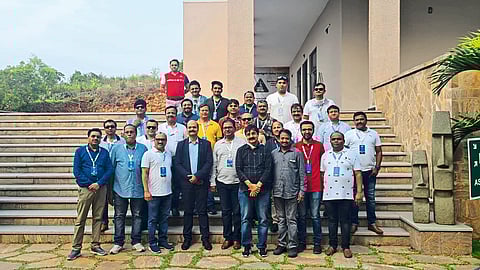 वायझॅक शहराला भेट देणारे क्रेडाई नाशिक मेट्रोचे पदाधिकारी