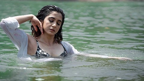 actress snehlata vasaikar hot photos in cool and calm water