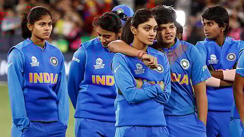 Indian Womens Cricket Team Two Members Tested Corona Positive Before Commonwealth Games 1st Match