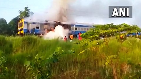 Bihar Railway Fire Accident News