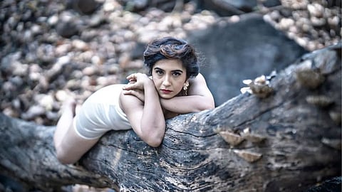 Photo :अबब! अभिनेत्री स्नेहलता वसईकरचे भलतेच हॉट फोटो, तेही जंगलात..