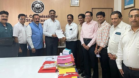 Agitation from traders protesting GST 5 percent on food grains pune