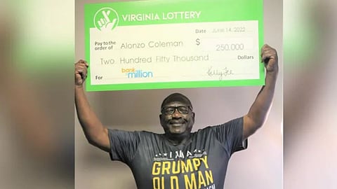 रिअल लाईफ 'चुचा'! स्वप्नात दिसला नंबर; लॉटरी खरेदी करून जिंकले दोन कोटी