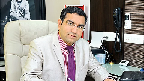 Dr. Narahari Malgaonkar of Progenesis Fertility Center