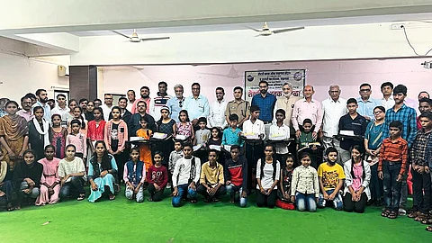 Bharari Foundation Rotary office bearers with children of suicidal farmers.