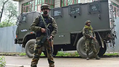 Srinagar Terror Attack Video viral News