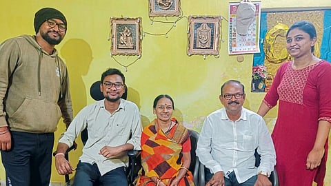 Vishnu Polkamwar from Kamathi Nagpur made Two boys CAs