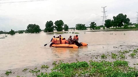 Wardha River flood news