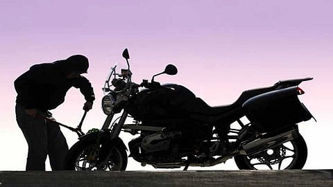 Bike theft latest marathi news