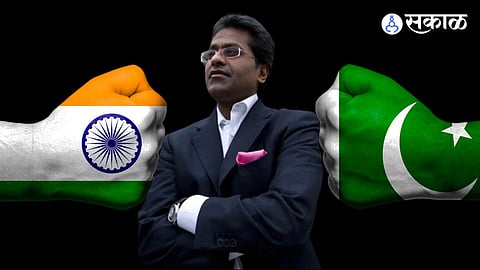 Lalit Modi Stolen Lime Light Of India Pakistan ICC Champions Trophy 2013 Entering Stadium Stand
