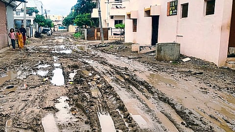 main roads in soygaon Parijat Colony are in bad condition.