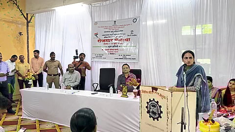 Collector Manisha Khatri while guiding in employment fair