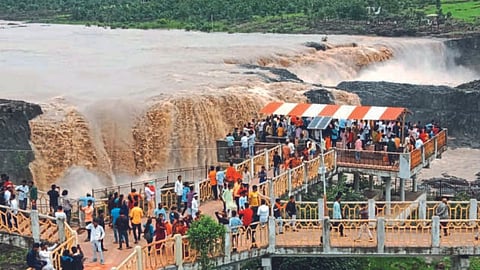 Sahastrakund waterfall