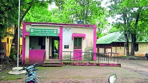 Office of wildlife department in Dhebewadi division is moving to another location