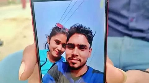 Marriage : बायकोला लागली सरकारी नोकरी आणि नवऱ्याला म्हणते, "तू कोण ?"