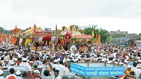 Ashadi Wari 2023 Form of Wari Changed But Spirit Remains Dr G B Deglaurkar pandharpur culture india maharashtra