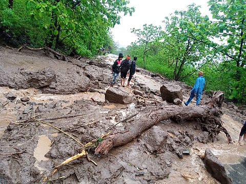 Road closed due to landslide marathi latest monsoon update