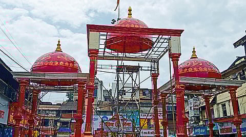 Ongoing preparations by the Public Ganeshotsav Mandal.