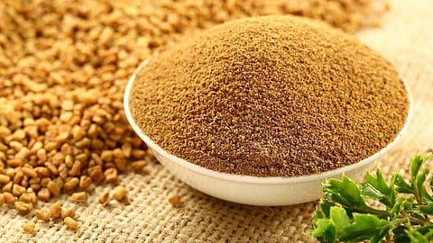 Health News : मेथी पावडरचे महिलांसाठी कोणते फायदे आहेत? जाणून घ्या...
