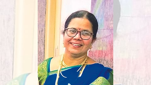 Female Priest Prachi Thombre