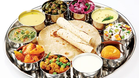 Veg Balanced Diet Thali