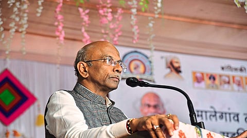 Adv. Nitin Thackeray while speaking in the meeting of transformation panel Malegaon.