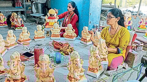 गणपती’ म्हणजे मूर्तिकलेतील आंतरराष्ट्रीय ब्रँड मानला जातो.