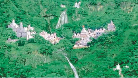 Muktagiri Siddhakshetra of Jains is blessed with natural beauty