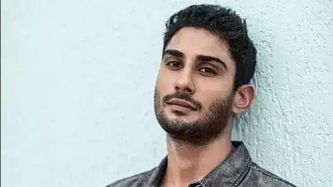After Split with ex-wife, prateik babbar has moved on and dating this actress...