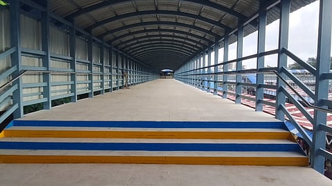 New skywalk at Andheri railway station