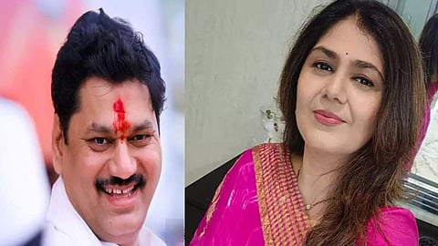 Panakaja Munde And Dhananjay Munde Change Twitter Profile Picture