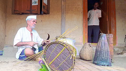 Tribal Farmer sitaram thackeray making mali from bambo
